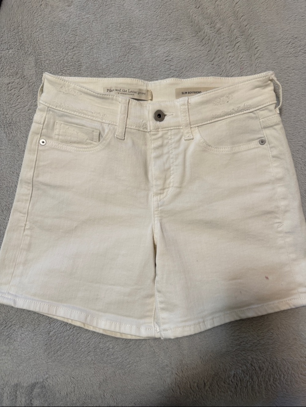 Anthropologie Off-White Denim Slim Boyfriend Shorts